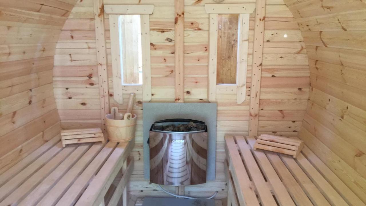 Luksusowy Apartament Pod Lasem, Otwock -Shared Garden, Sauna, Wood Hot Tub! Hot Tub Seasonal! Exterior photo