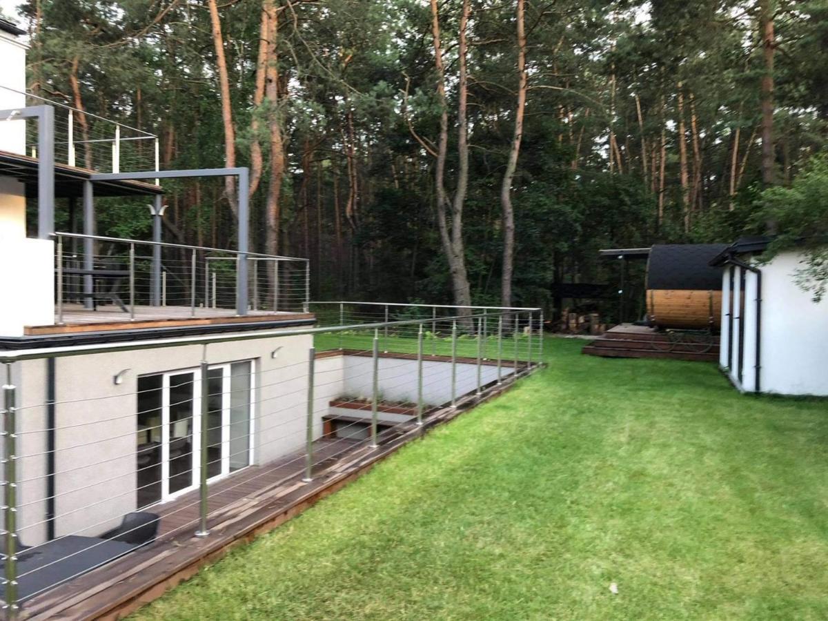 Luksusowy Apartament Pod Lasem, Otwock -Shared Garden, Sauna, Wood Hot Tub! Hot Tub Seasonal! Exterior photo